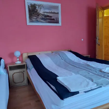 Napfeny バラトンフレド