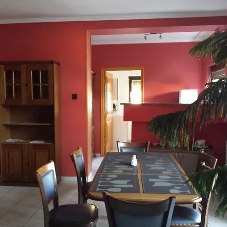 ゲストハウス Napfeny 3*