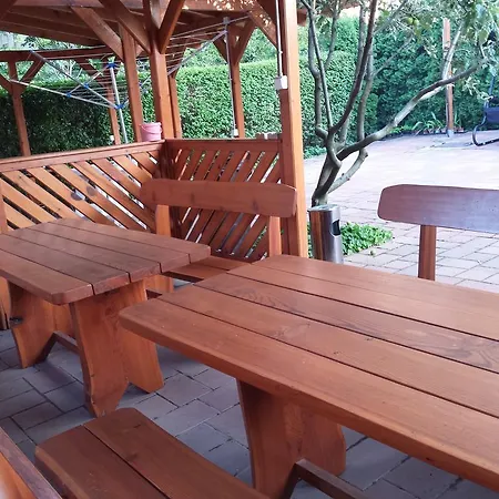 Napfeny ゲストハウス バラトンフレド