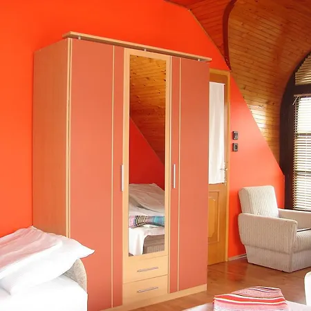 Napfeny ゲストハウス